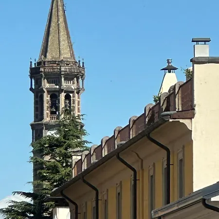 Casa Dante - In *