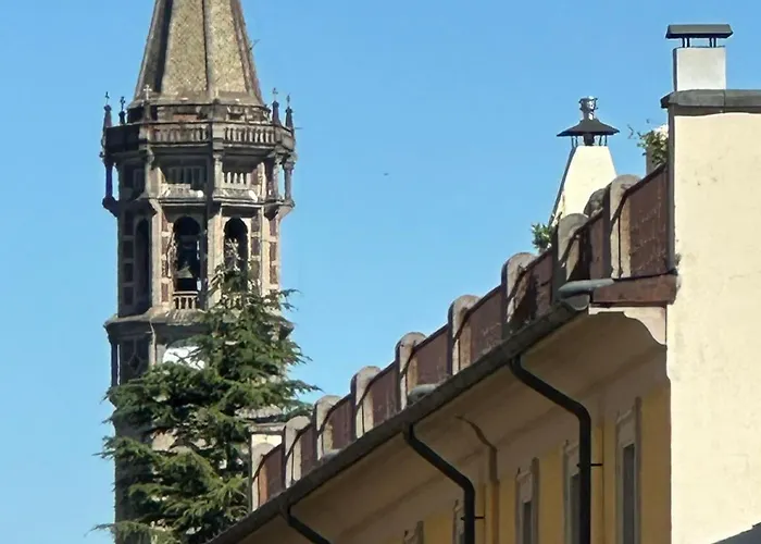 Casa Dante - In *